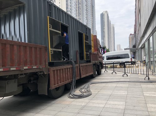 九台低温环境下，柴油发电机组电池充满电的具体时间受哪些因素影响？