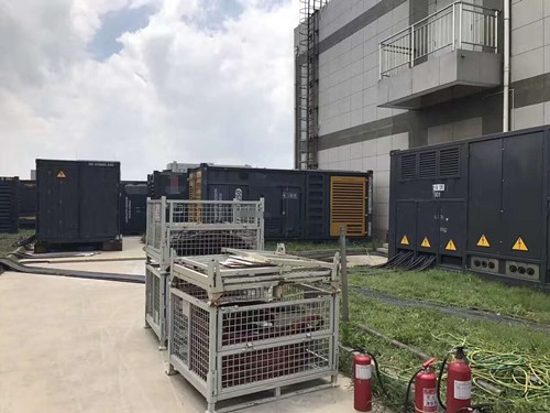 九台除了定期检查，还有哪些方法可以及时发现接触式转速表探头的磨损？